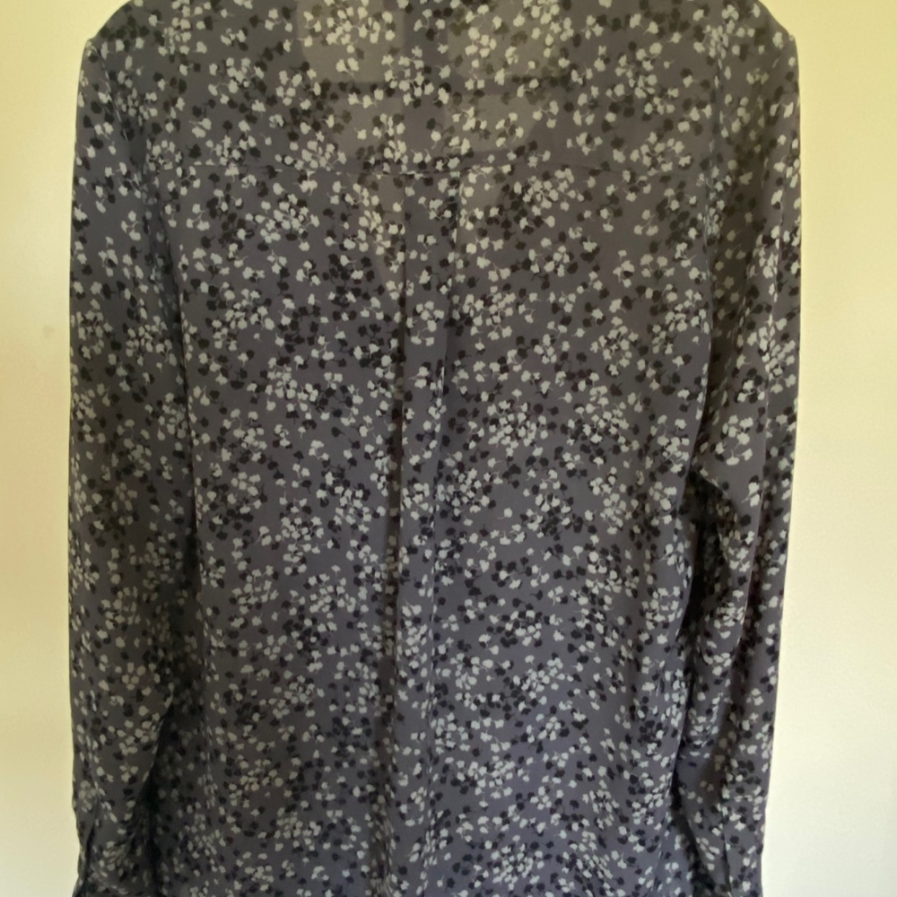 Banana Republic Purple Button Down - Picture 2 of 3
